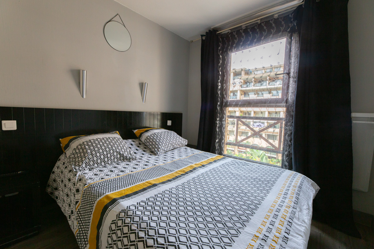 Photo Appartement 2 pièces à Cannes les pieds dans l'eau image 5/6