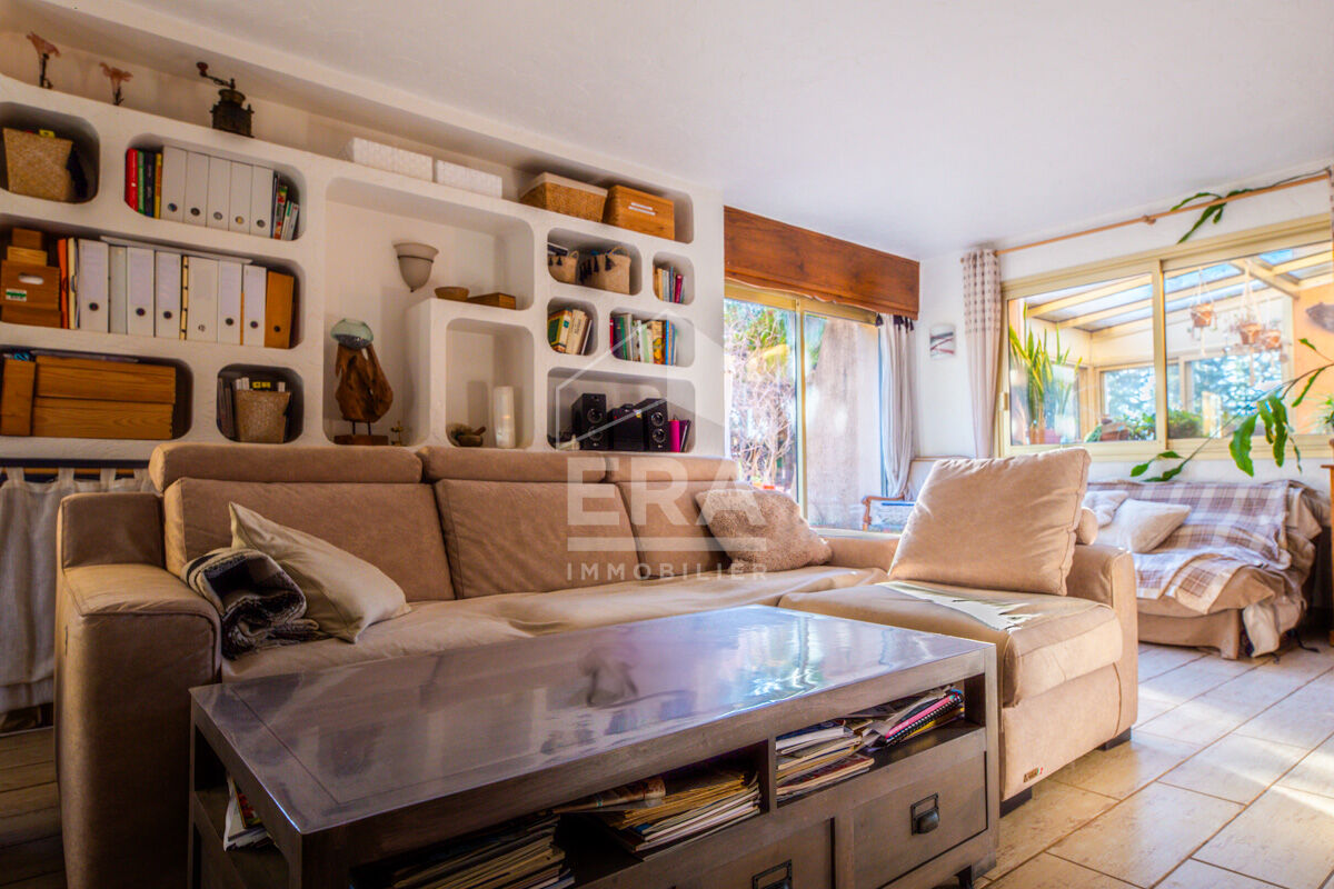 Photo Maison Tanneron 3 pièce(s) 146 m2 image 2/6