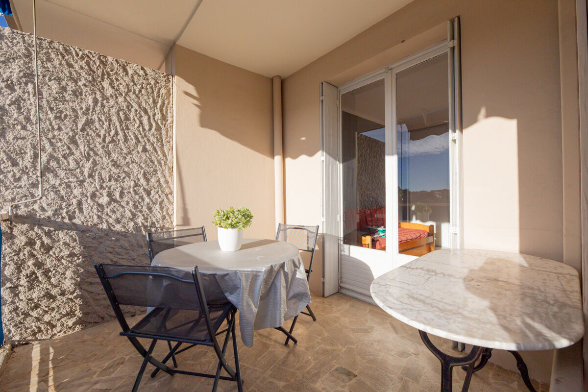 Photo Appartement Mandelieu La Napoule 3 pièce(s) 72 m2 image 3/6