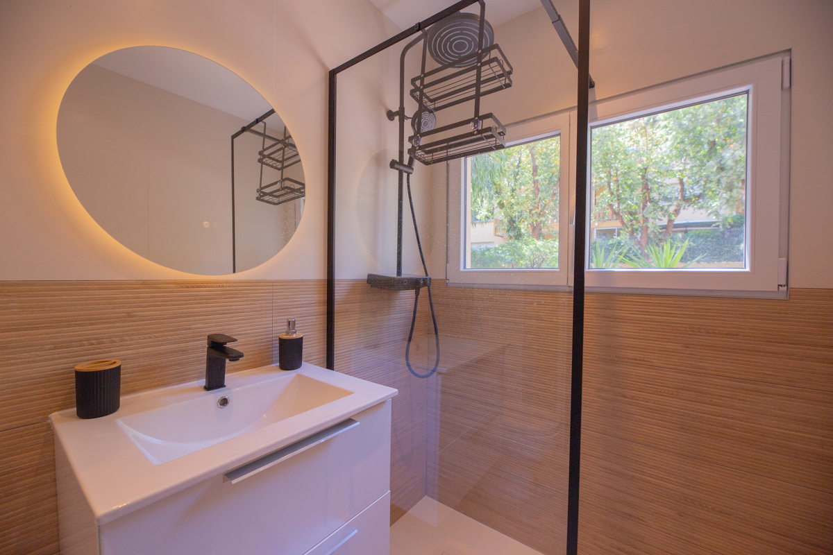 Photo Appartement à Mandelieu-la-napoule 1 pièce(s) 24 m2 image 1/4