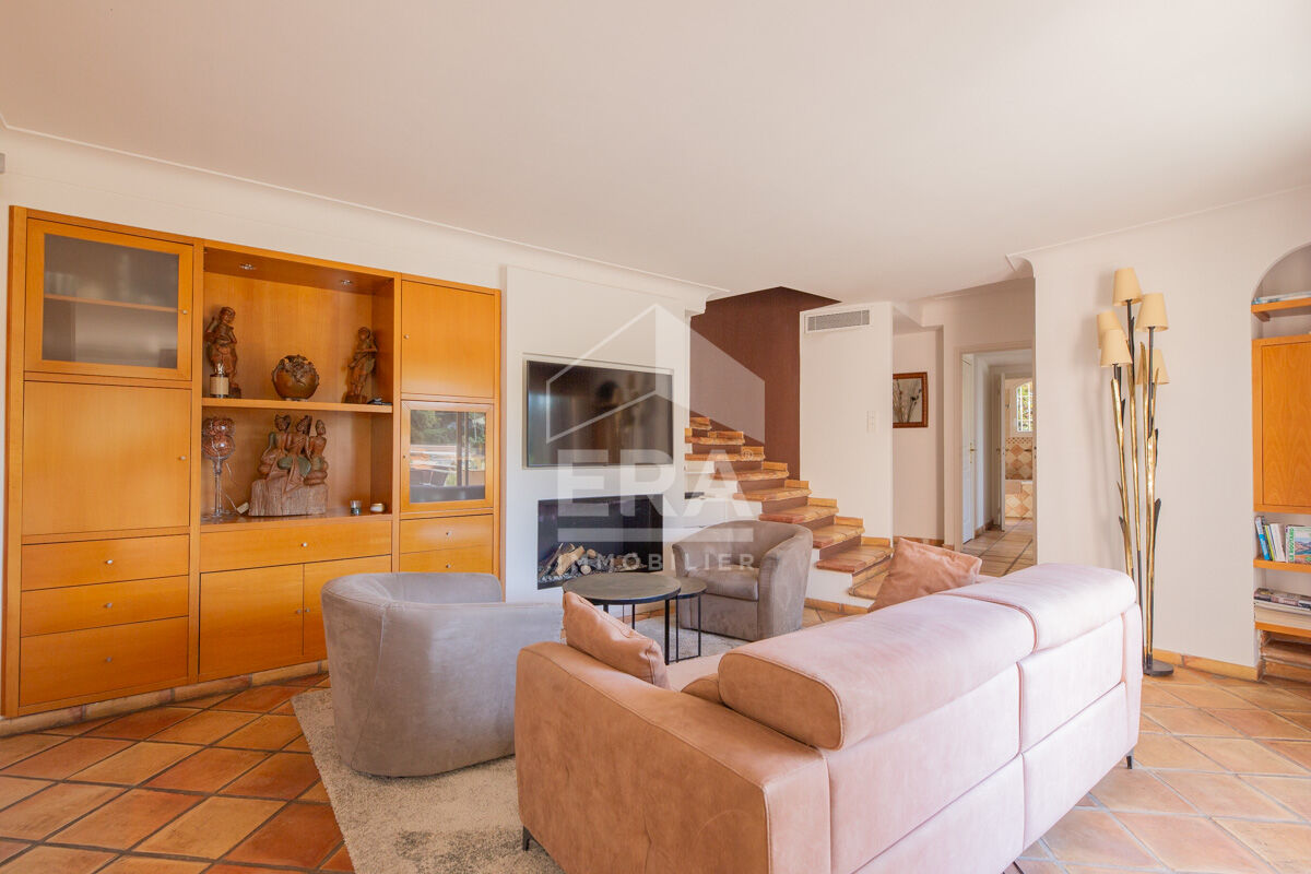 Photo Maison Mandelieu La Napoule 6 pièce(s) 220 m2 image 3/6