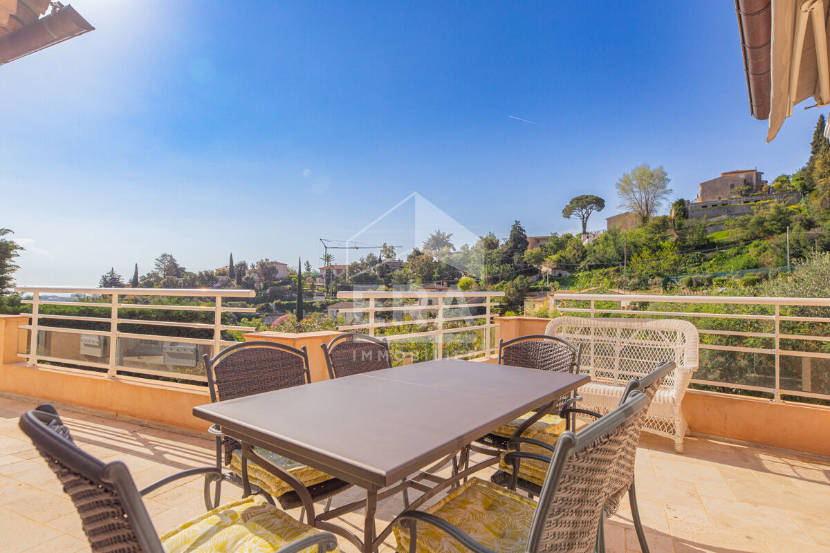 Photo Maison Mandelieu La Napoule 6 pièce(s) 220 m2 image 4/6