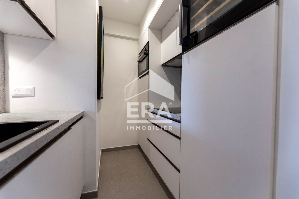 Photo Appartement Mandelieu La Napoule 3 pièce(s) 47 m2 totalement refait en dernier étage image 6/6