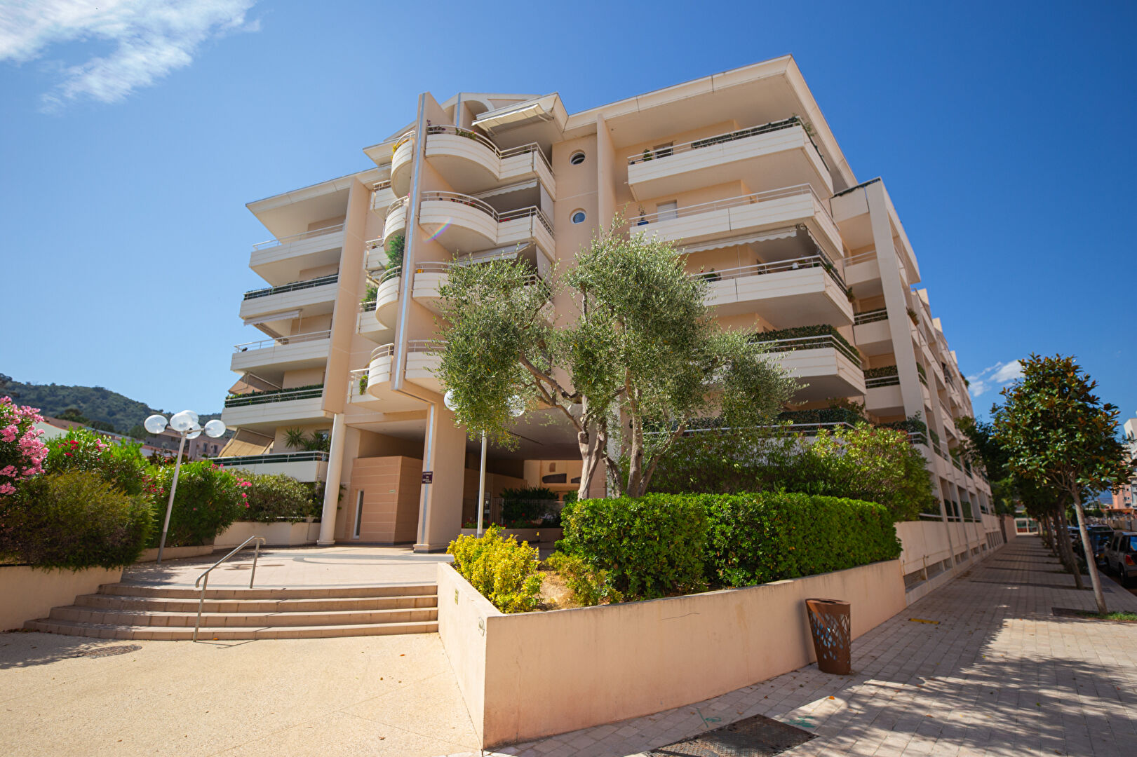 Grand studio Mandelieu la Napoule