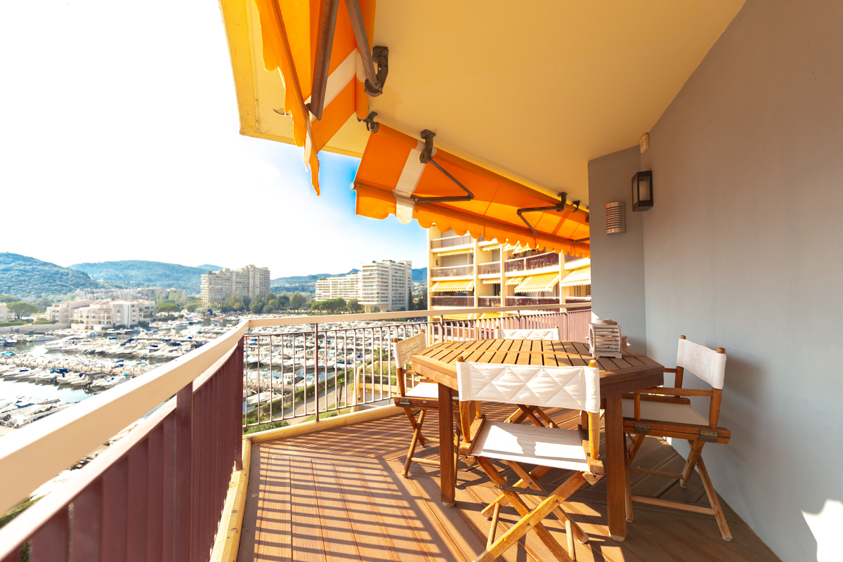 Photo Appartement Mandelieu La Napoule 3 pièce(s) 68 m2 image 2/6