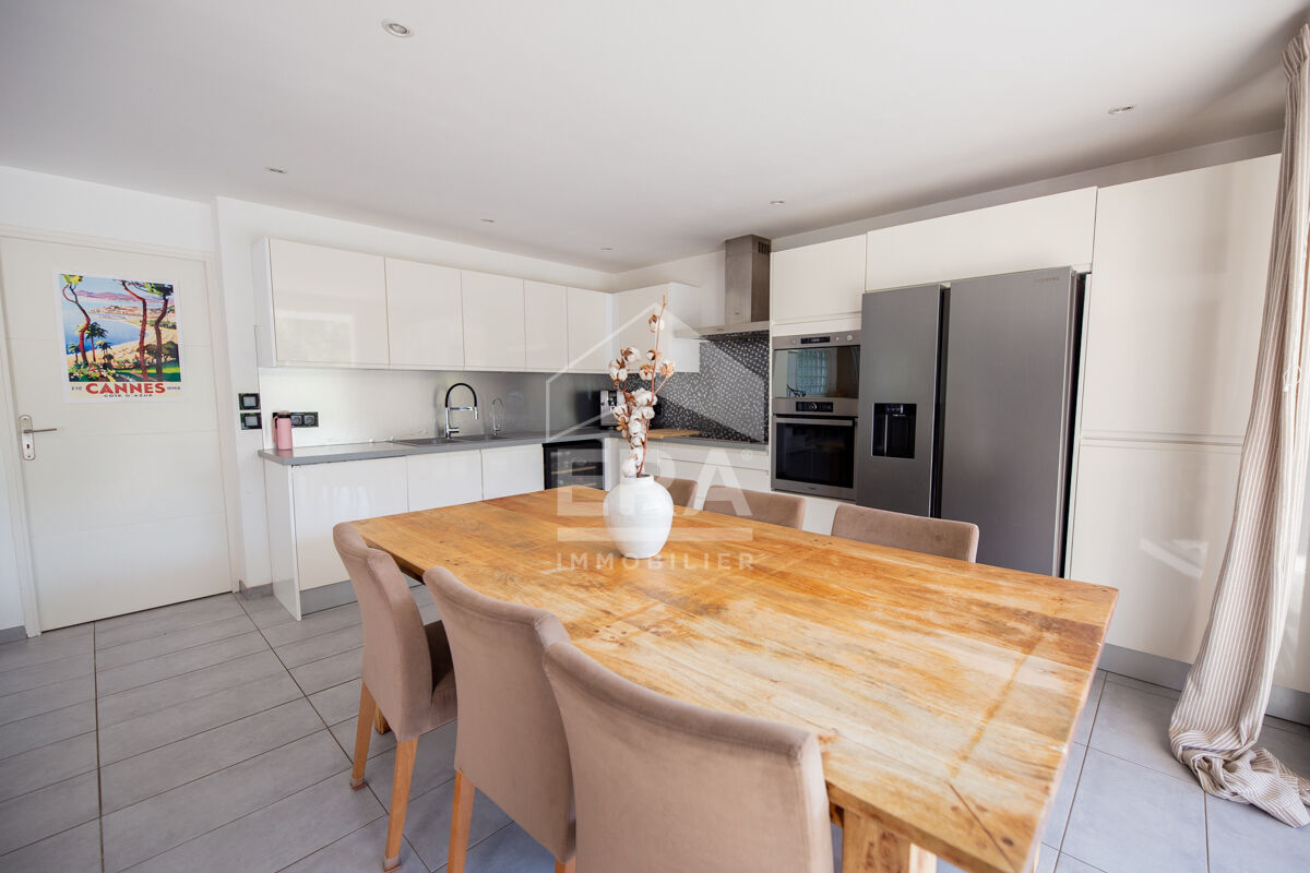 Photo Villa La Roquette Sur Siagne 7 pièces 200 m2 image 6/6