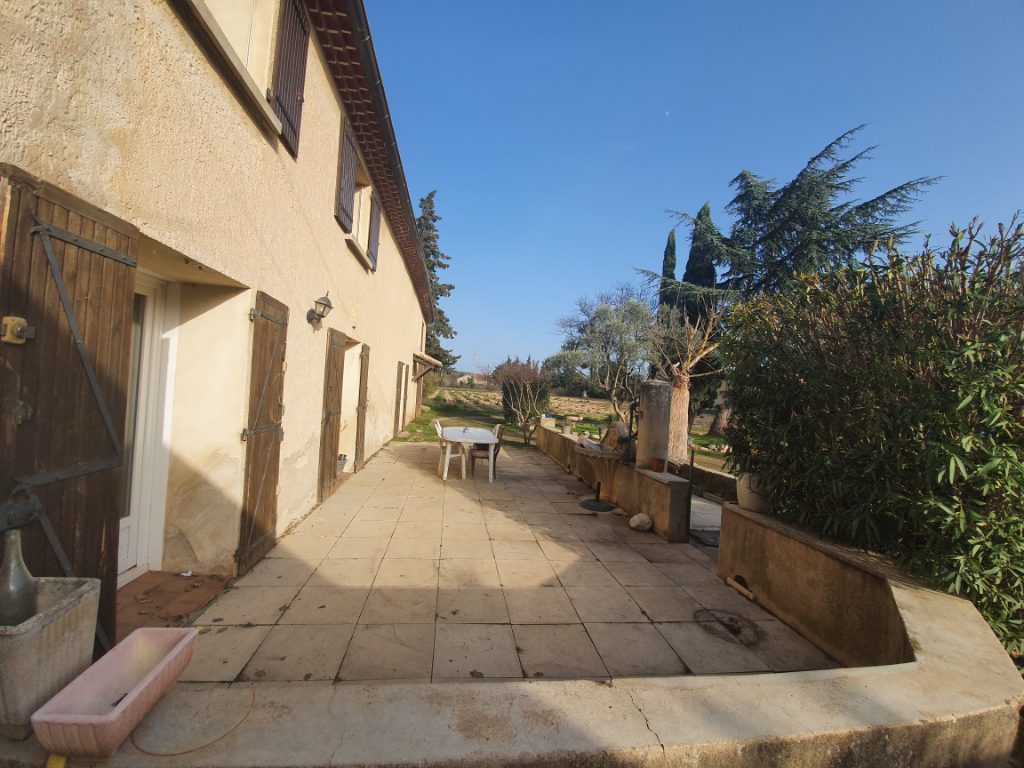 Mas 165 m² sur 4500 m² de terrain Pernes Les Fontaines 4 pièce(s) PerneslesFontaines 84210 Mas 165 m² sur 4500 m² de terrain Pernes Les Fontaines 4 pièce(s) PerneslesFontaines 84210