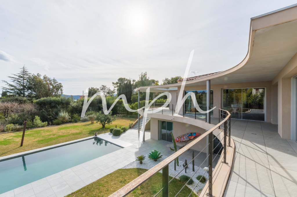 Maison d'architecte Domaine BeauvallonBartole Grimaud 83310