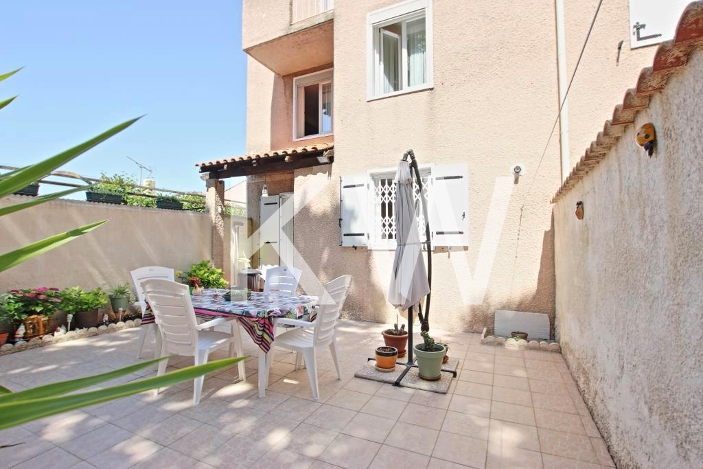 Maison à Vendre Vitrolles Ferme De Croze