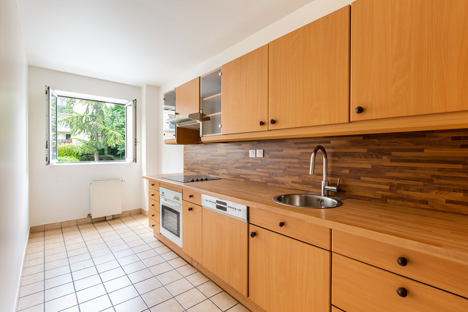 Photo Appartement Familial 4 Pièces Traversant  - Carnot / Belvédère / Suresnes 92150 image 4/6