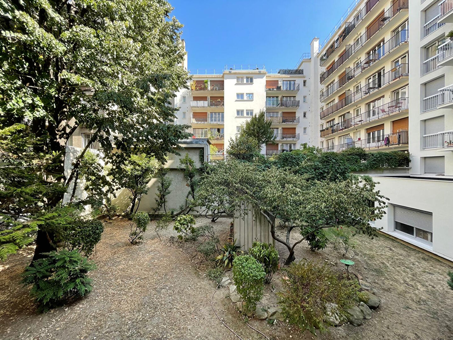 Agence immobilière de 
 LES LOGES IMMOBILIER WAGRAM - Les loges immobilier Wagram 
