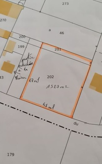 Photo Terrain Constructible proche Benet de 1923 m2 image 2/2