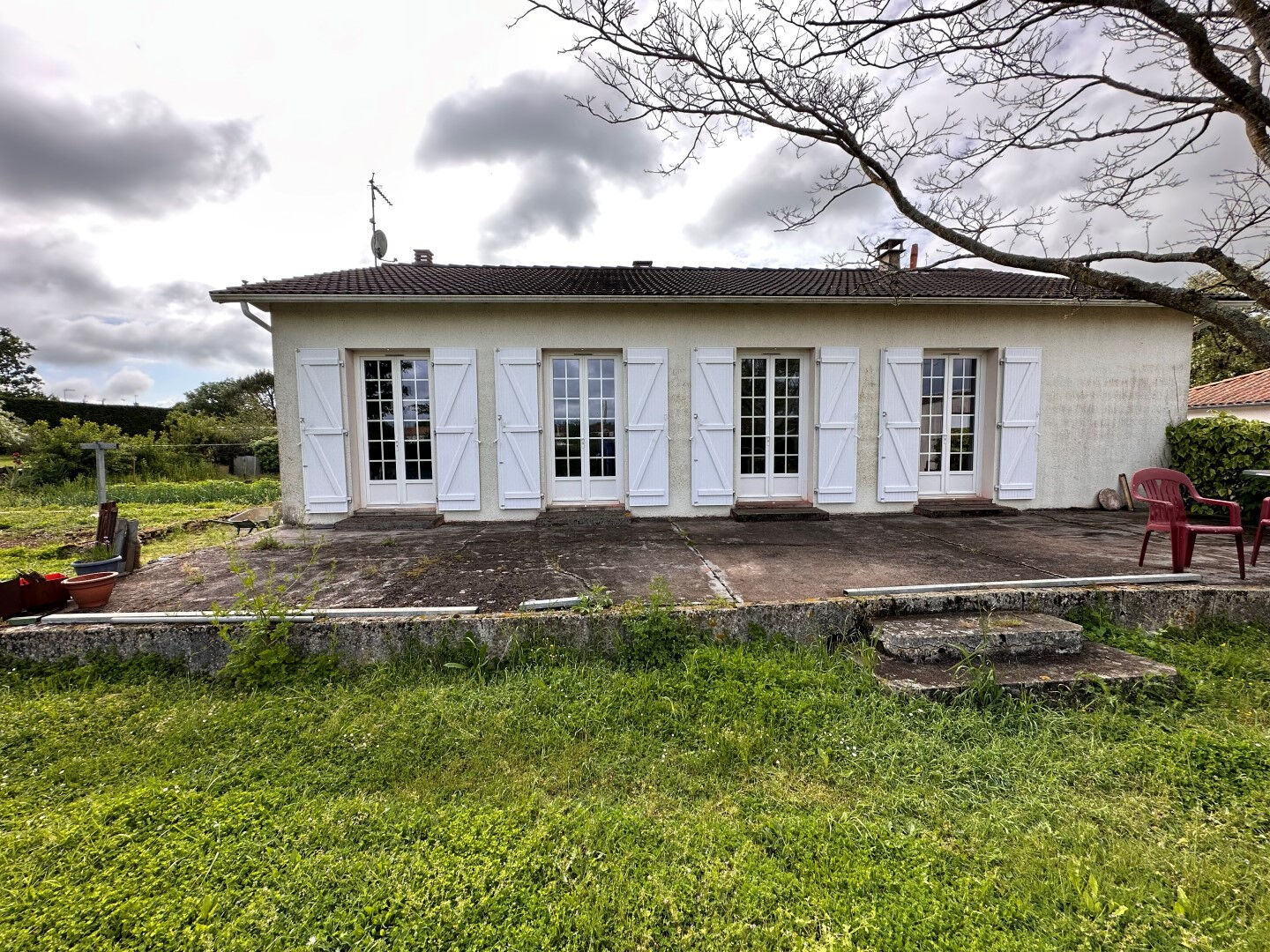 Photo Maison Benet 7 pièce(s) 110 m2 image 2/6