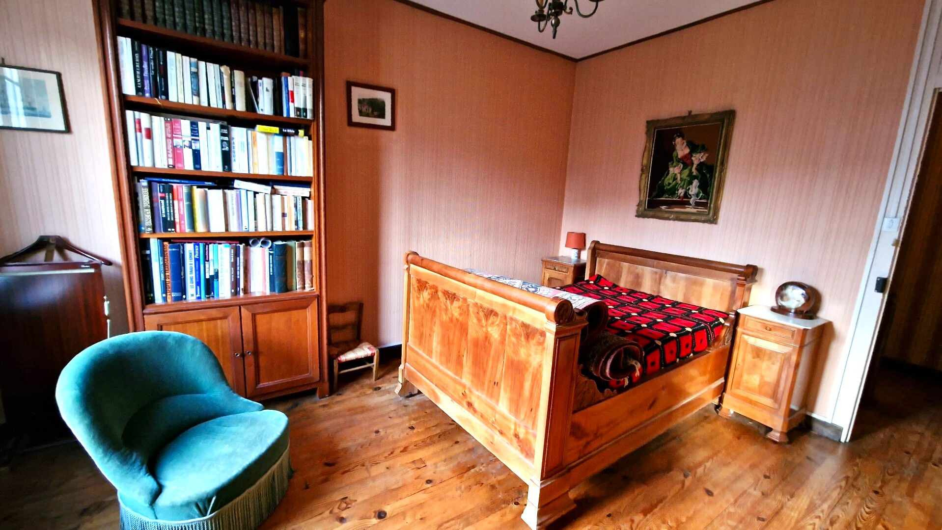 Photo Maison Centre-ville de La Chataigneraie 7 pièce(s) 118 m2 4 chambres dépendances image 5/6