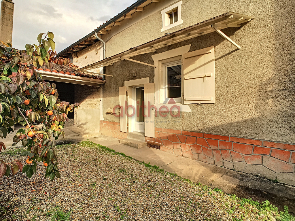 VARS maison T3 en vente Vars 16330