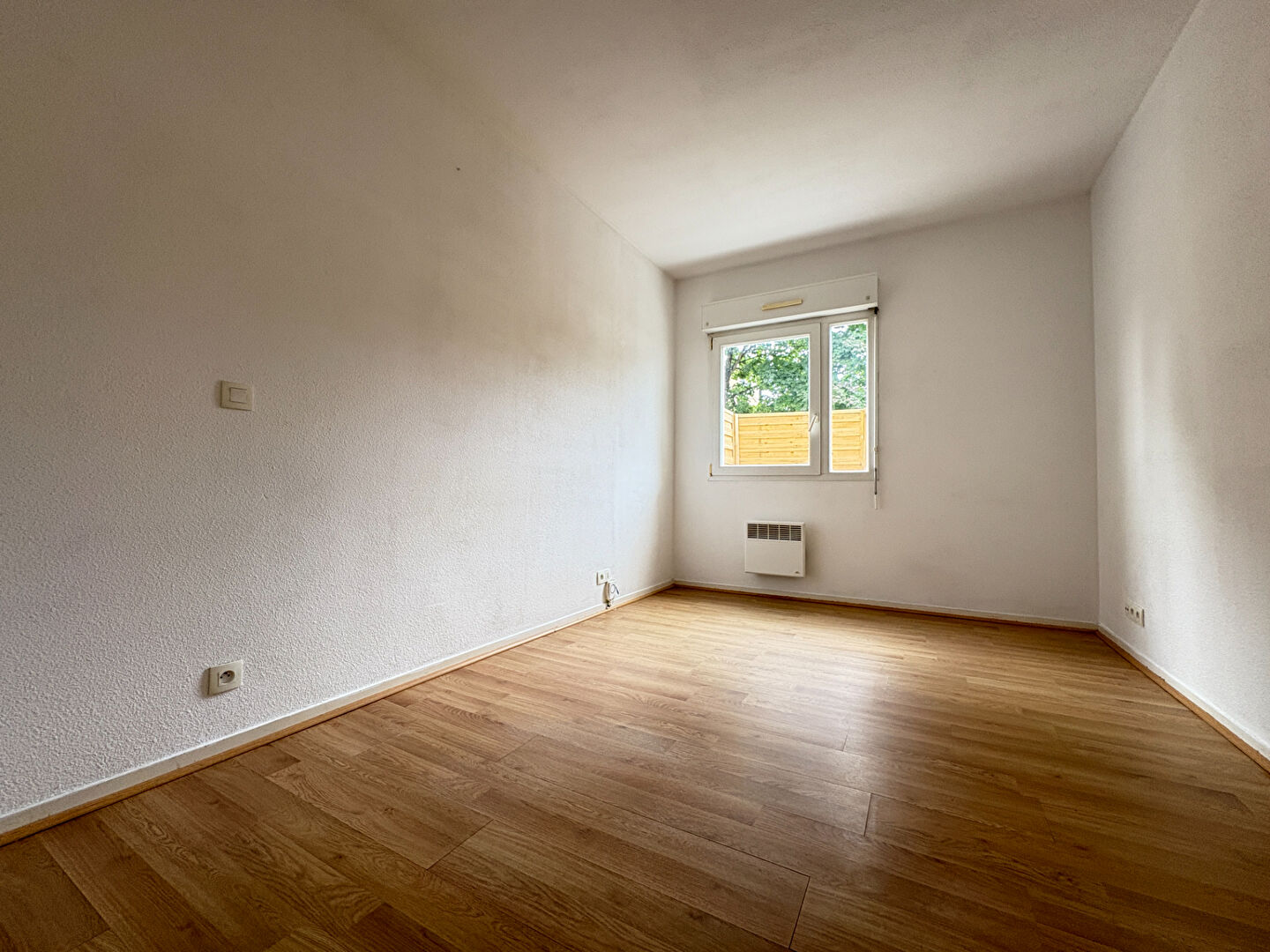 Photo Lumineux T2 de 35 m² avec terrasse et parking image 5/6