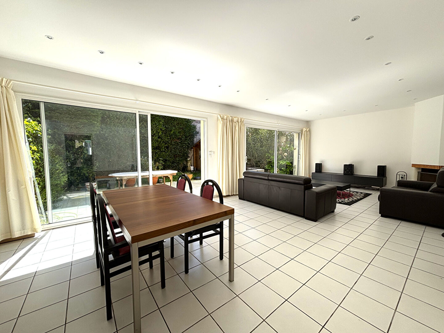 Photo Maison 145 m² au calme, 4 chambres avec garage ! image 5/6