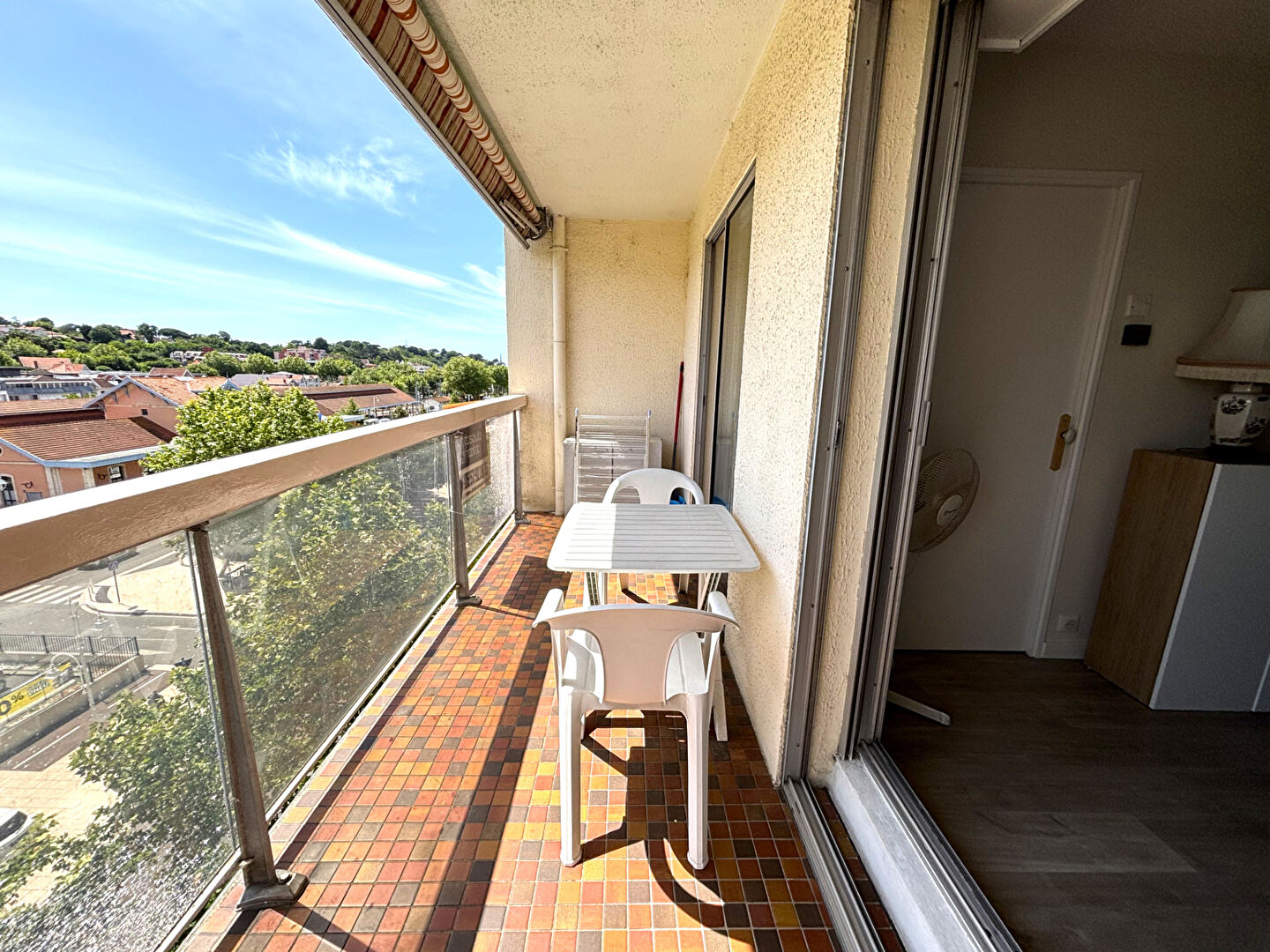 Photo Appartement T2 entièrement rénové secteur proche centre-ville. image 4/6