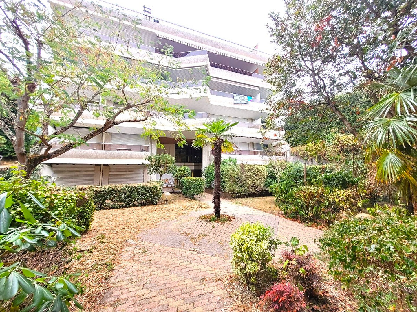 Photo Magnifique appartement T2 43 m² au calme en Ville de Printemps. image 2/6