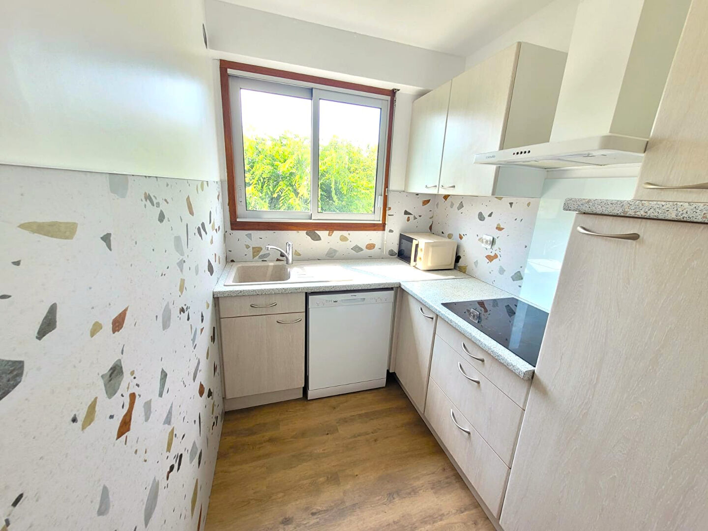 Photo Magnifique appartement T2 43 m² au calme en Ville de Printemps. image 5/6