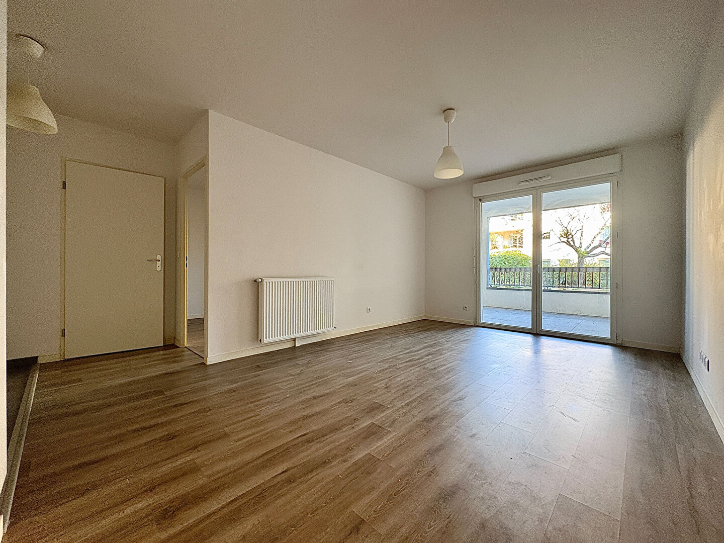 Appartement T2 avec parking - Centre-ville Bruges