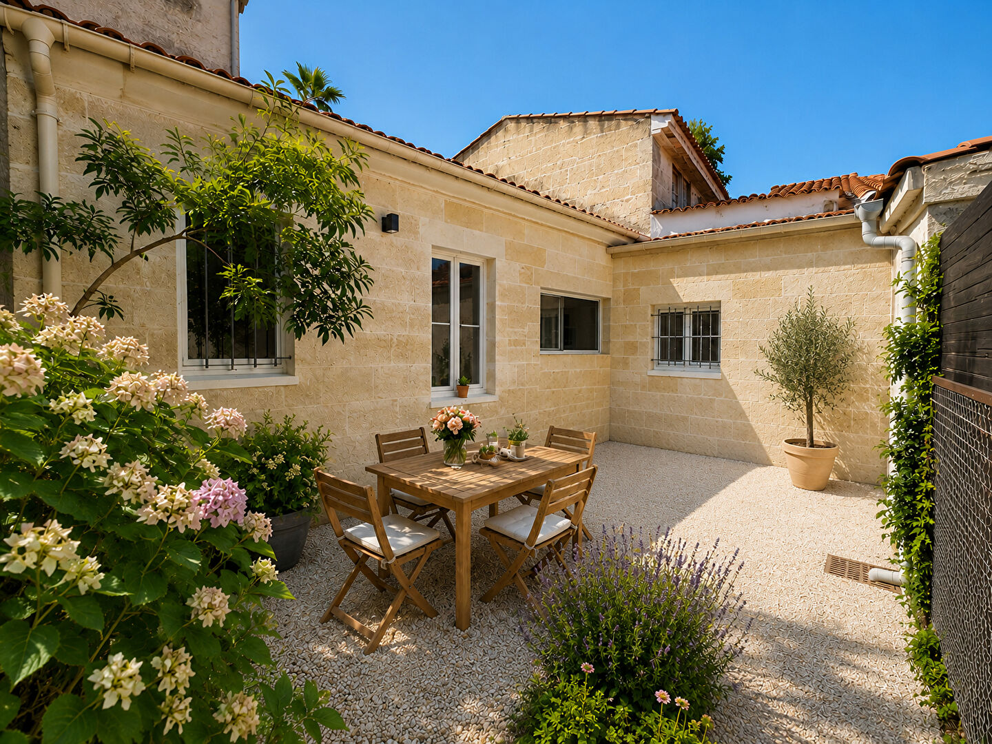 Agence immobilière de ABSOLUTE HABITAT Le Bouscat Schuman