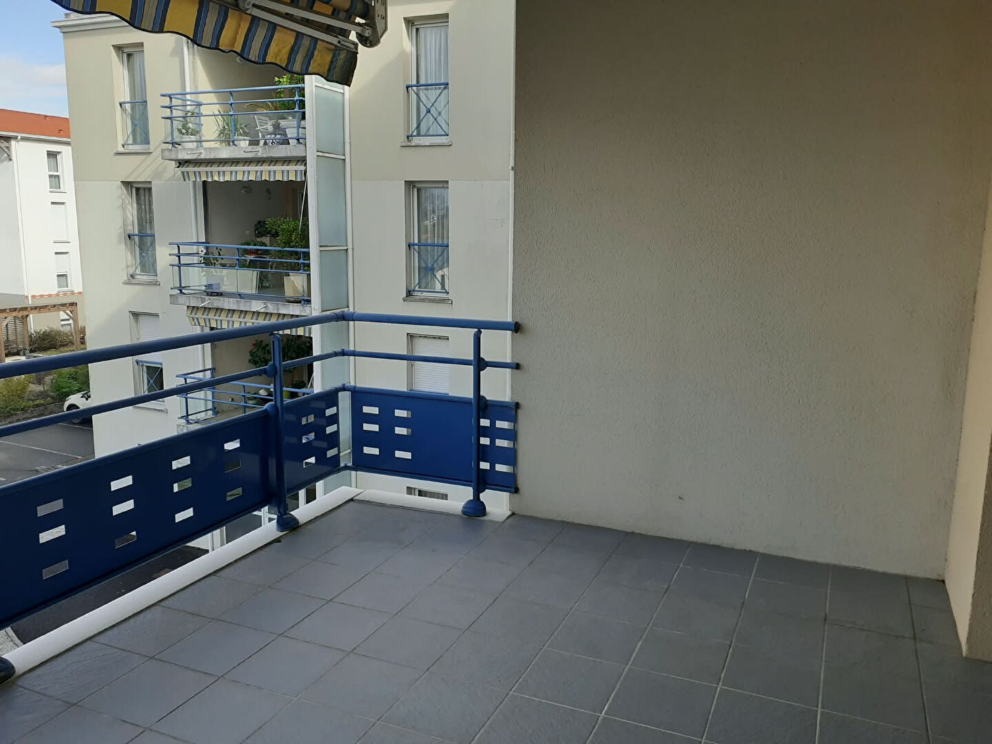 Photo 6