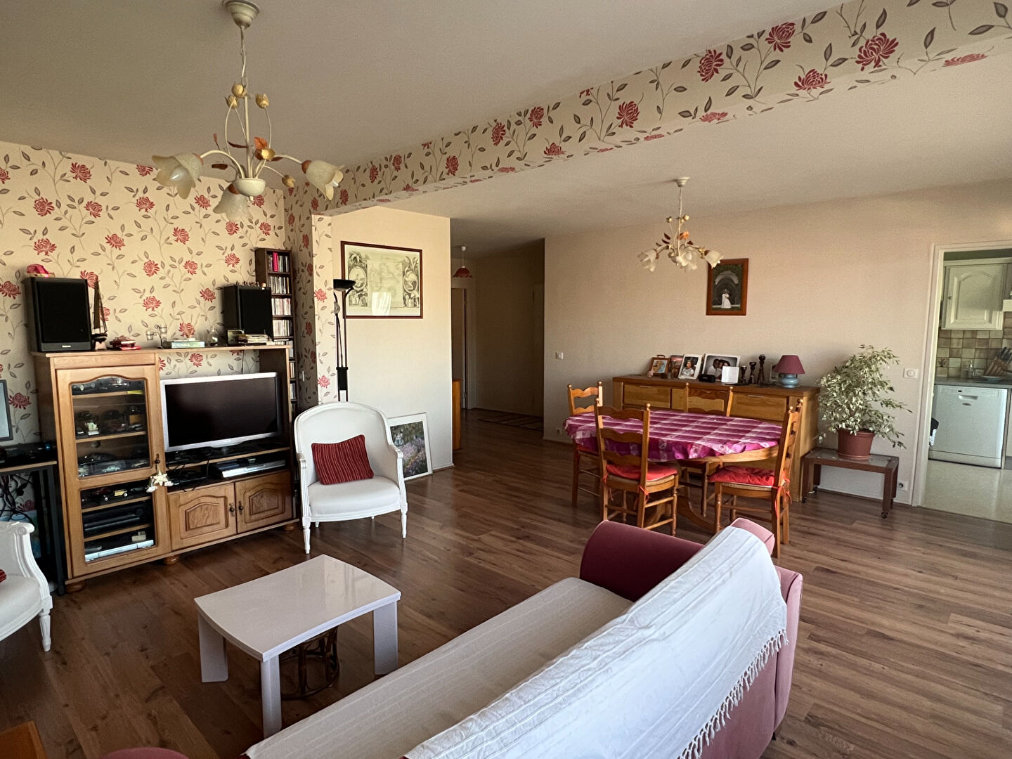 Photo Clermont-Ferrand, appartement 99,73 m² image 2/6