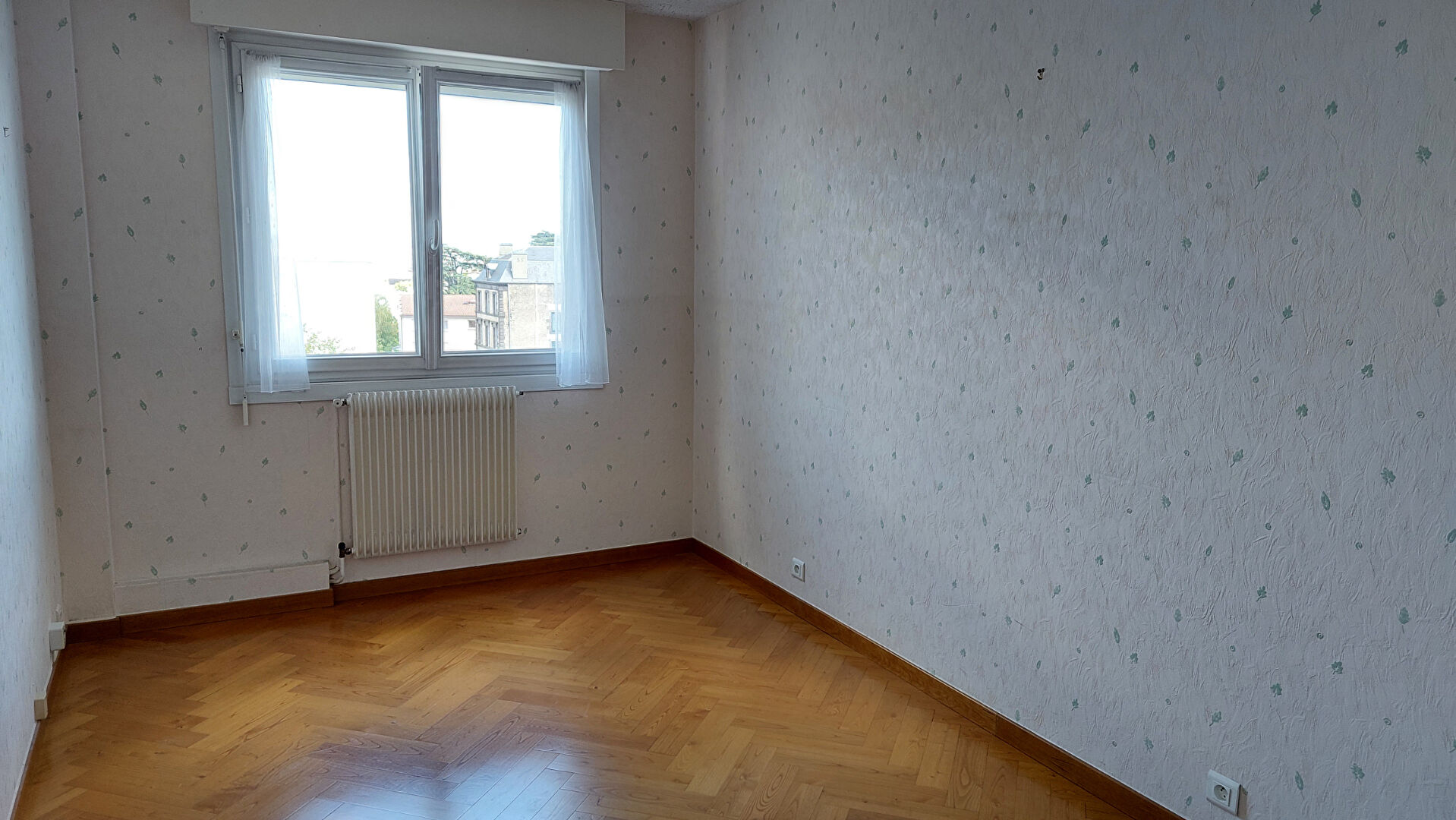 Photo Appartement Beaumont 3 pièce(s) 80.61 m2 image 4/6