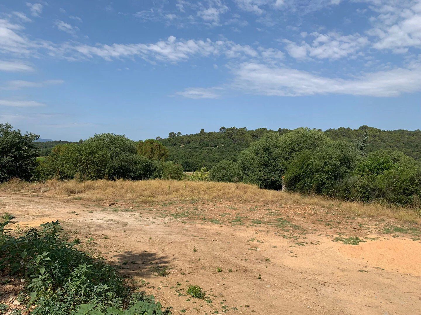 Photo TERRAIN BRAS 523m2 image 2/4