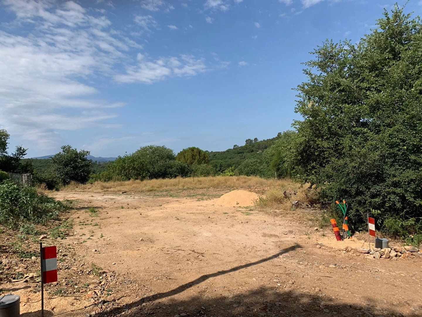 Photo TERRAIN BRAS 523m2 image 3/4