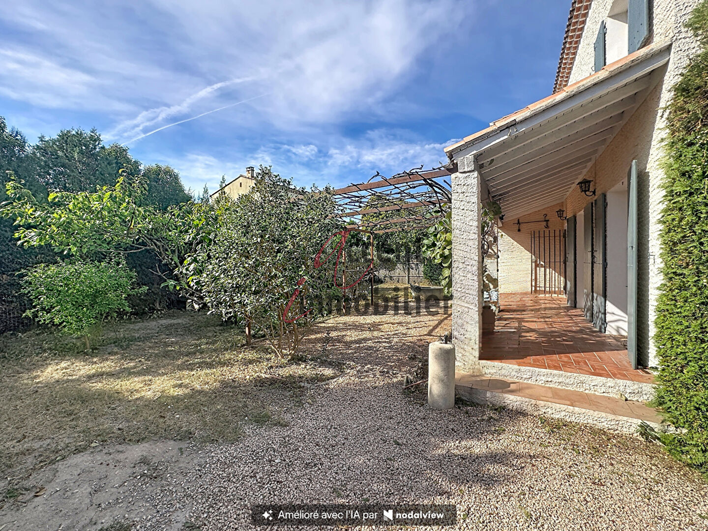 Mollégès, maison 3 chambres avec jardin