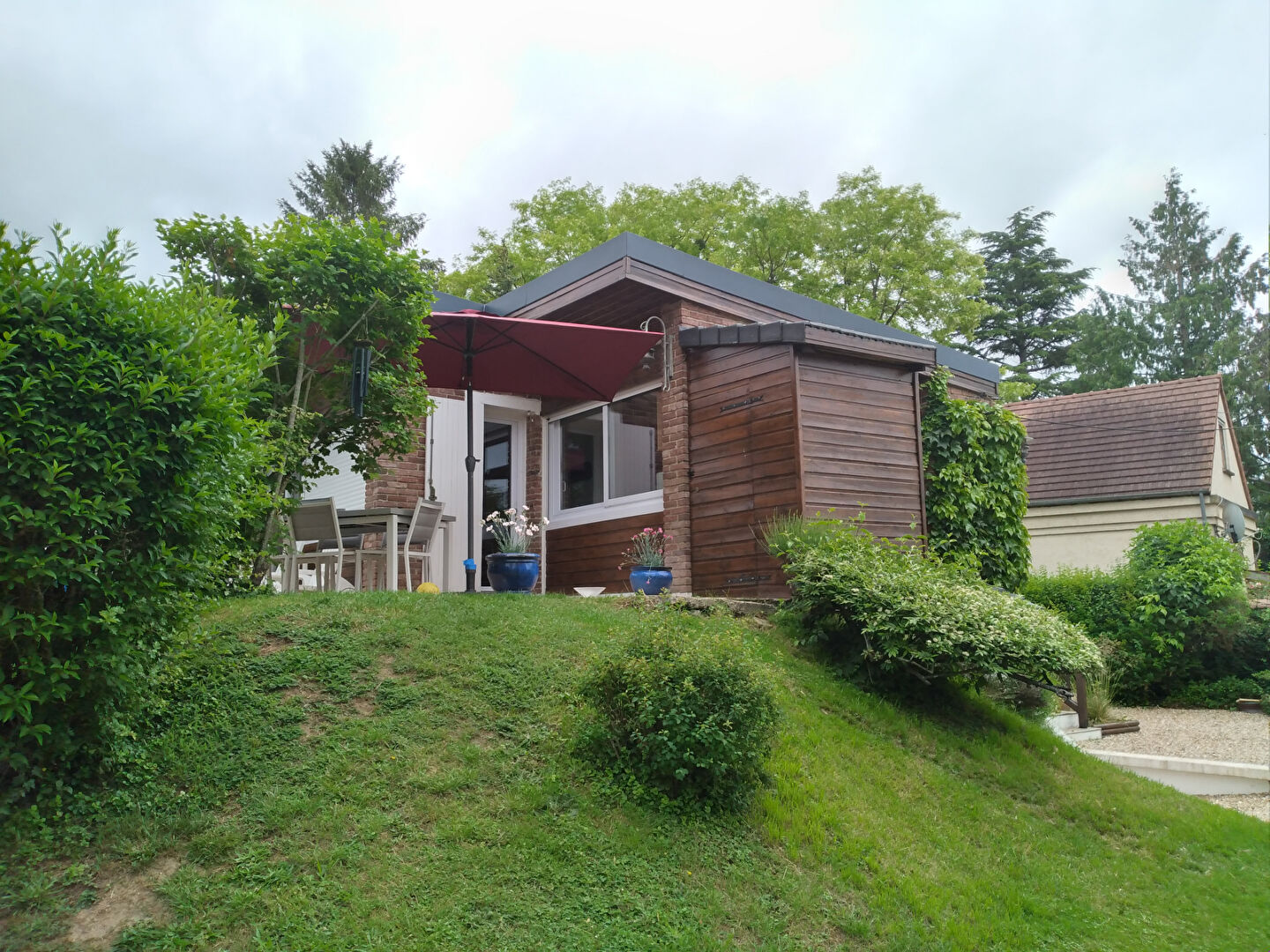 Photo Maison 72m² env 3 chambres sur terrain 3699 m² en bords de seine MOISSON image 2/6