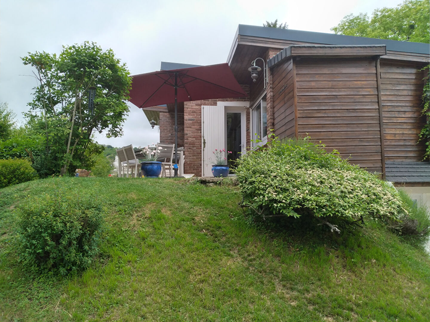 Photo Maison 72m² env 3 chambres sur terrain 3699 m² en bords de seine MOISSON image 3/6