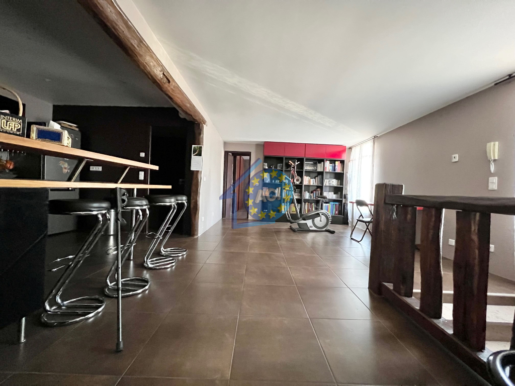 Agence immobilière de 
 ACI 78 - ACI 78 
