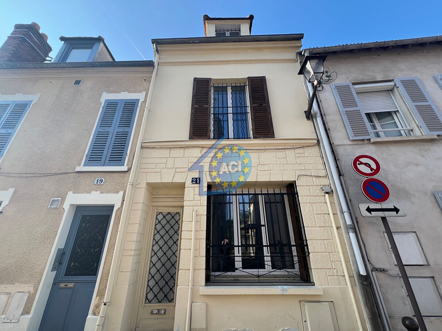 Agence immobilière de 
 ACI 78 - ACI 78 
