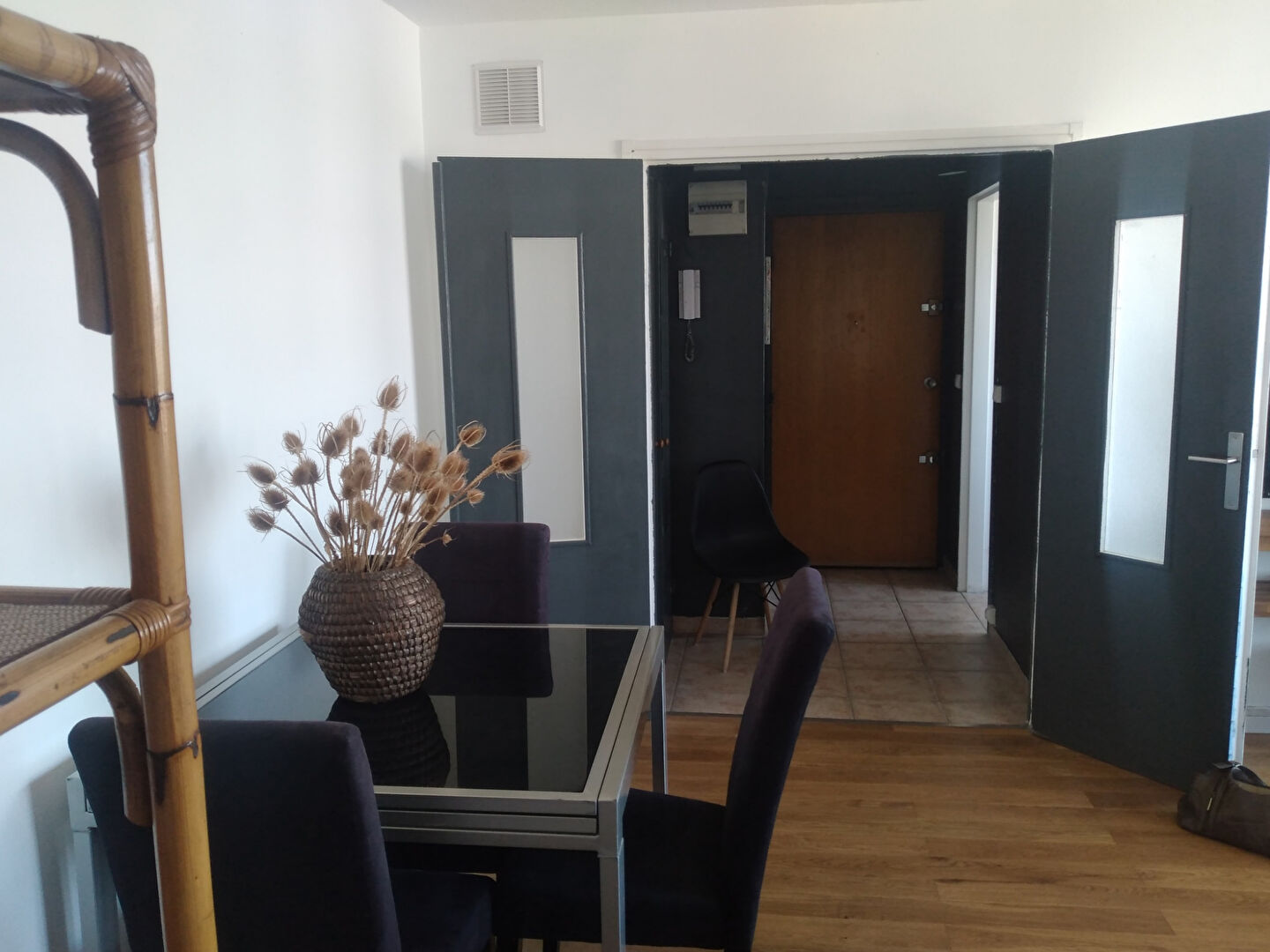 Mantes la Jolie, F3, 60m² habitables, 2 chambres, Bords de Seine