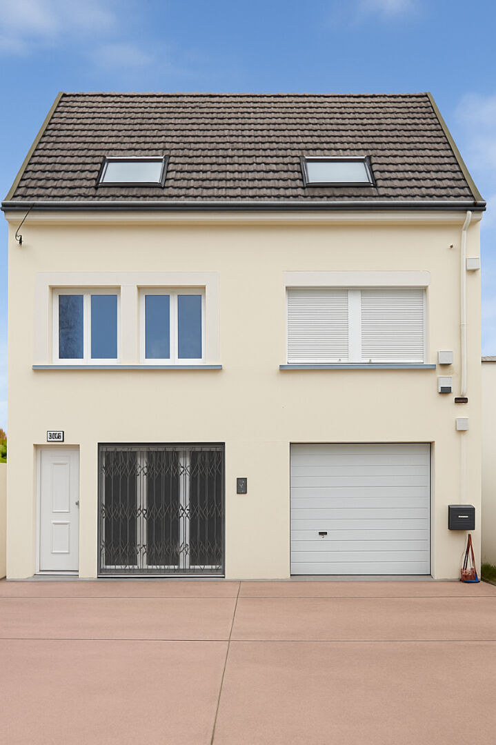 IMMEUBLE GARGENVILLE CENTRE VILLE PROXIMITE DIRECT GARE ET ACCES A13