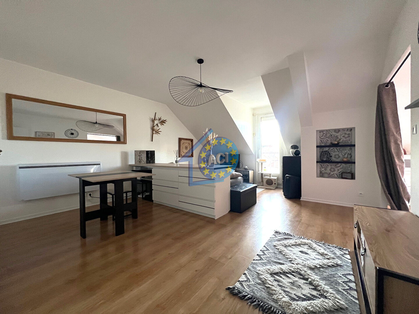 Photo Appartement Mantes La Ville 3 pièces 63.12 m² Gare SNCF place du marché image 3/6