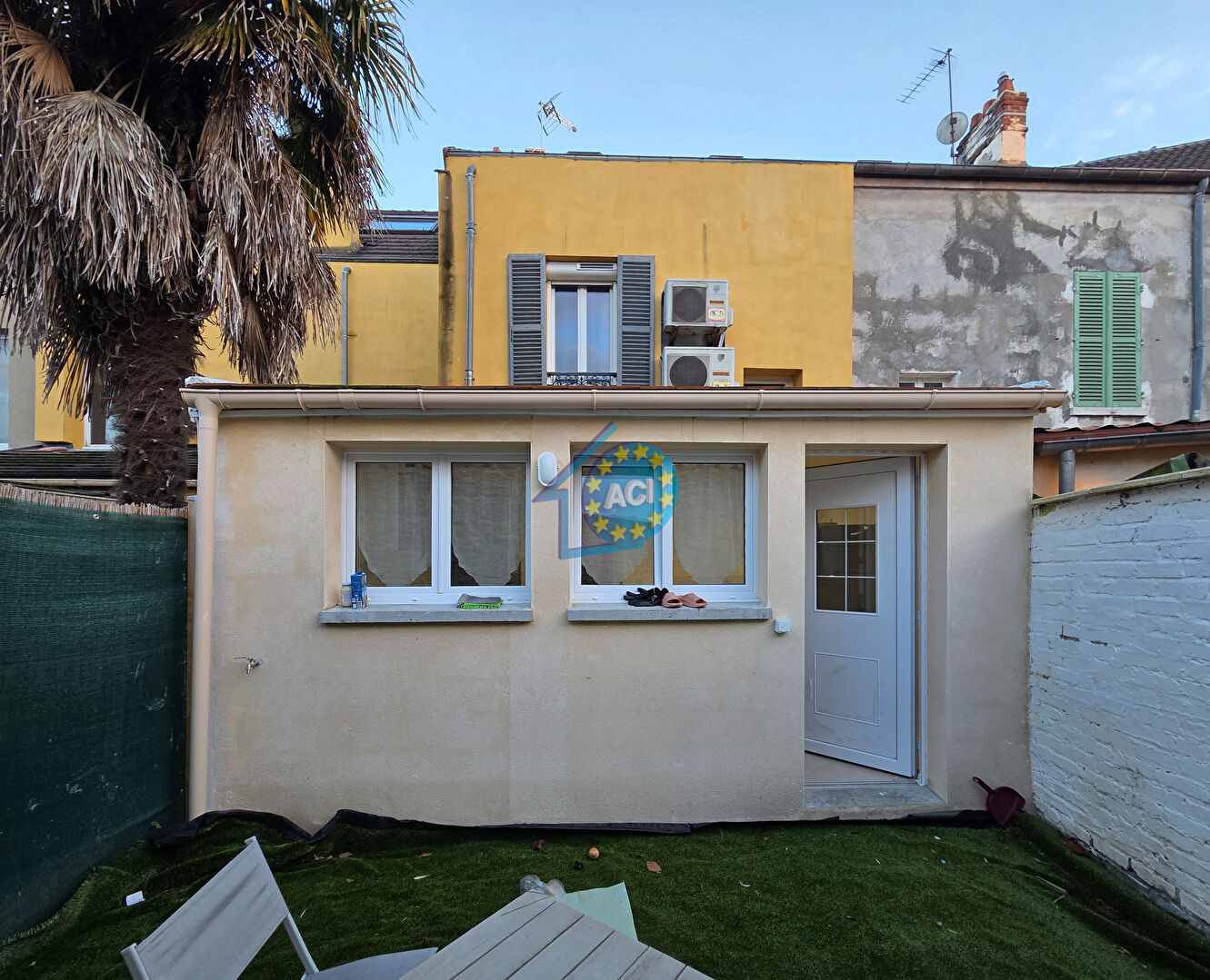 Maison Mantes La Jolie  - 78  m² - terrasse - cave