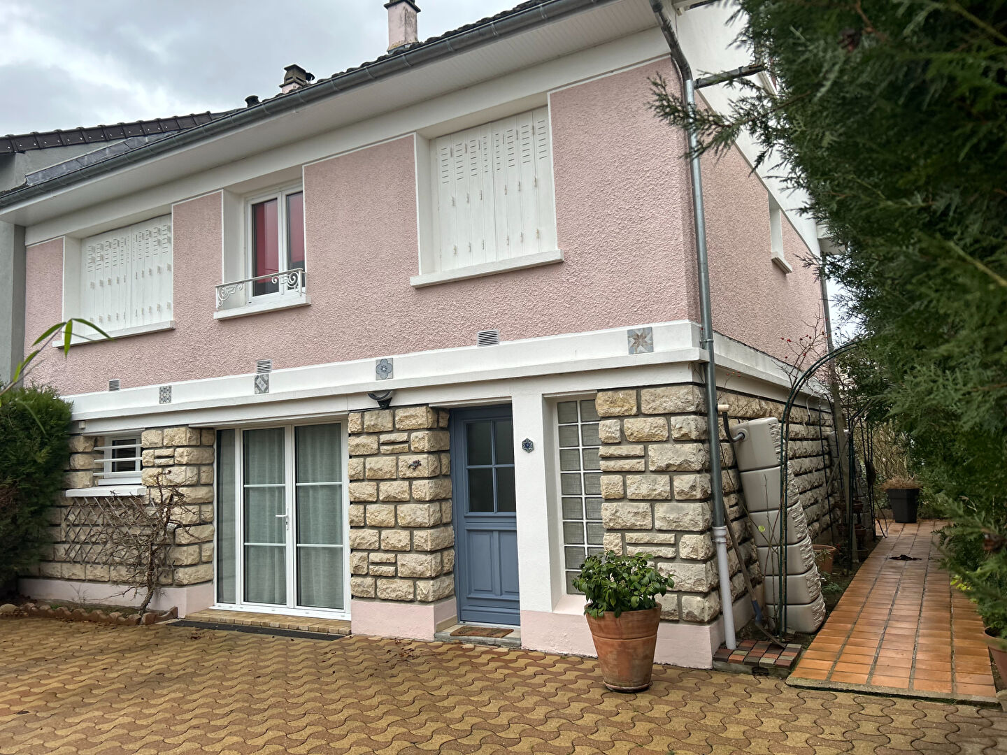 Agence immobilière de 
 ACI 78 - ACI 78 - Seconde agence 
