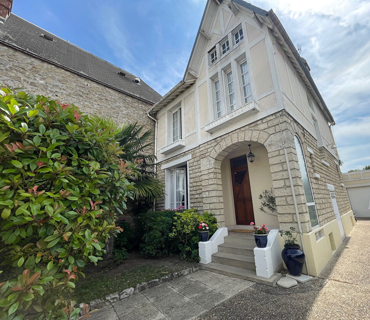 Agence immobilière de 
 ACI 78 - ACI 78 

