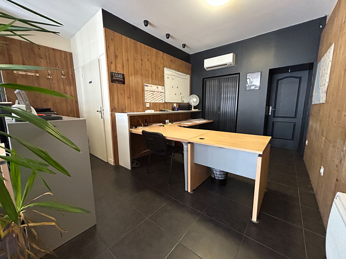 Photo LOCAL PROFESSIONNEL + APPARTEMENT - HYPER CENTRE image 3/4