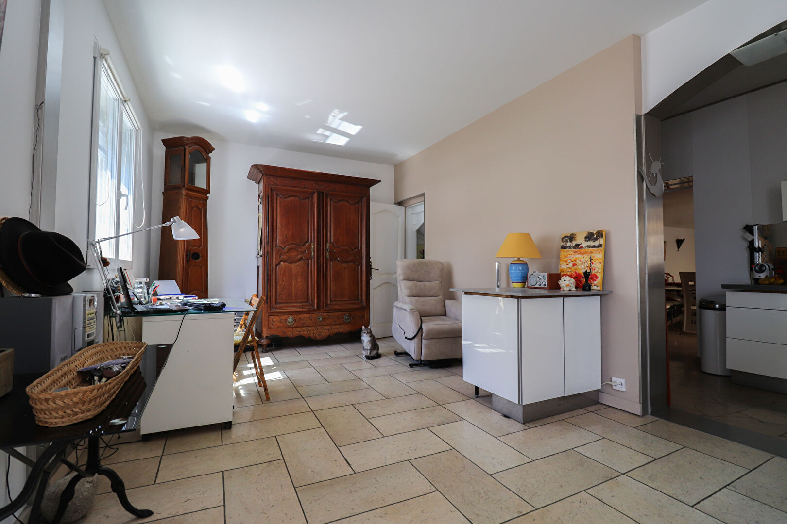 Photo ATELIER  ET MAISON TYPE 6- MALADIERE image 6/6