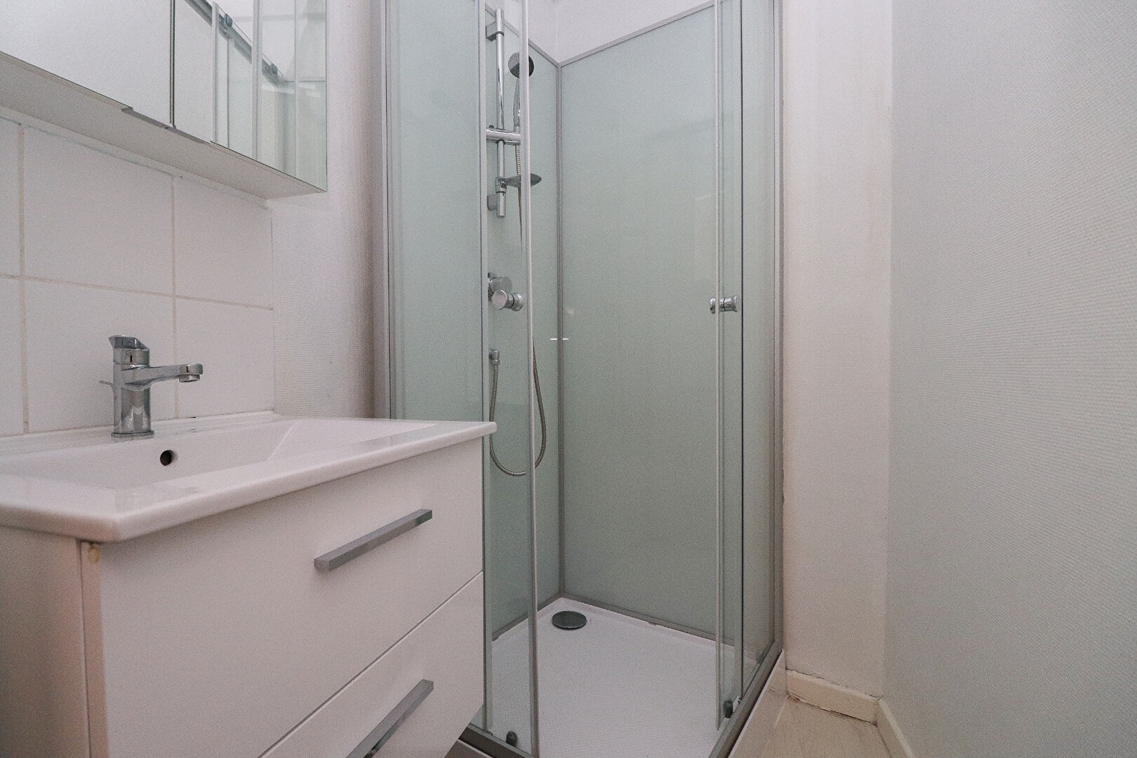 Photo APPARTEMENT TYPE 2 - DIJON CENTRE-VILLE image 4/6