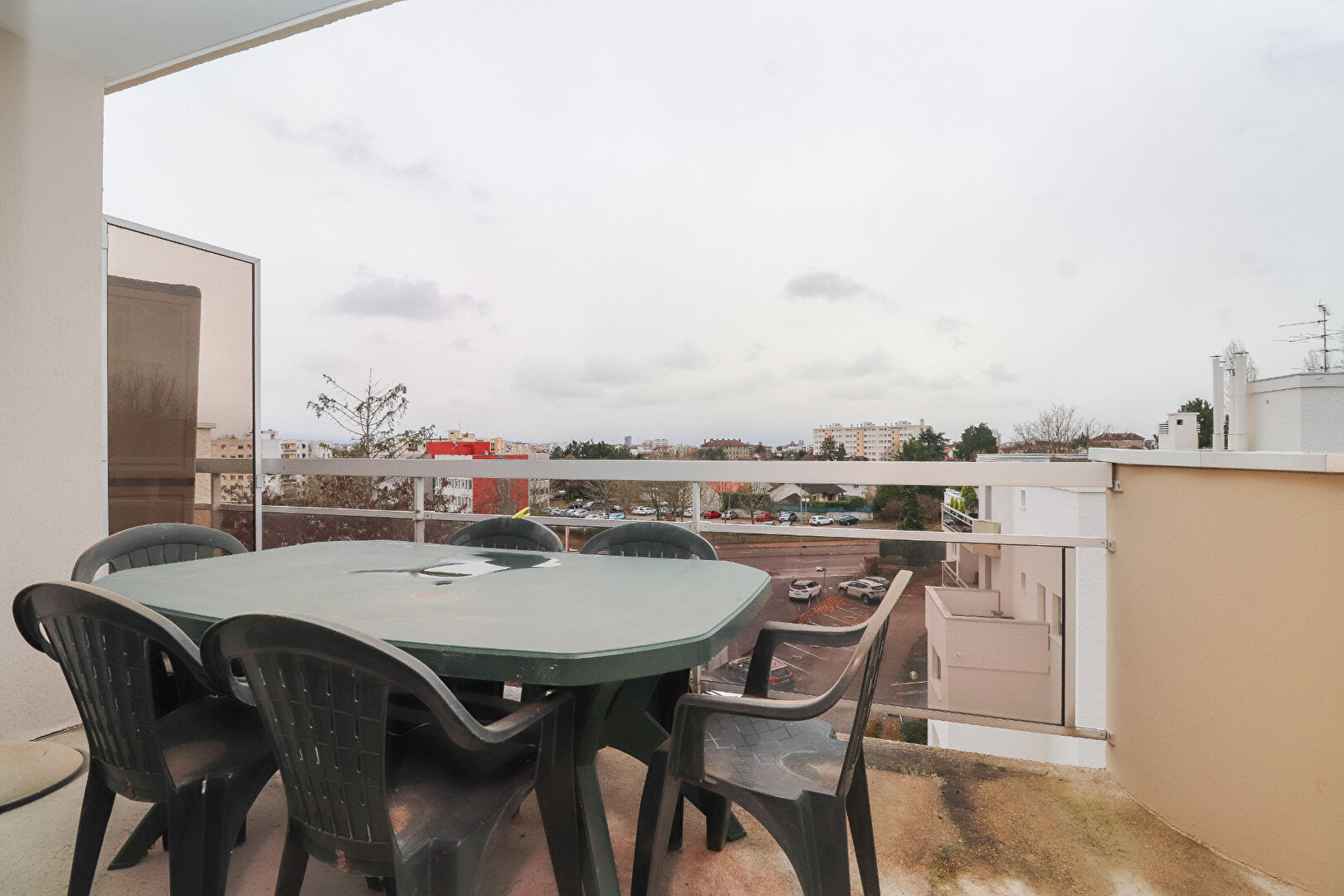 Photo APPARTEMENT TYPE 2 - FONTAINE LES DIJON image 3/6