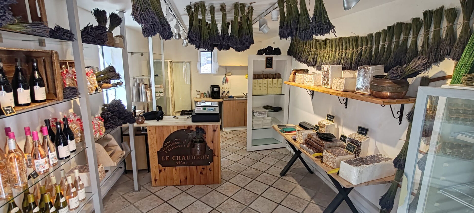 Local commercial Castellet 25 m2