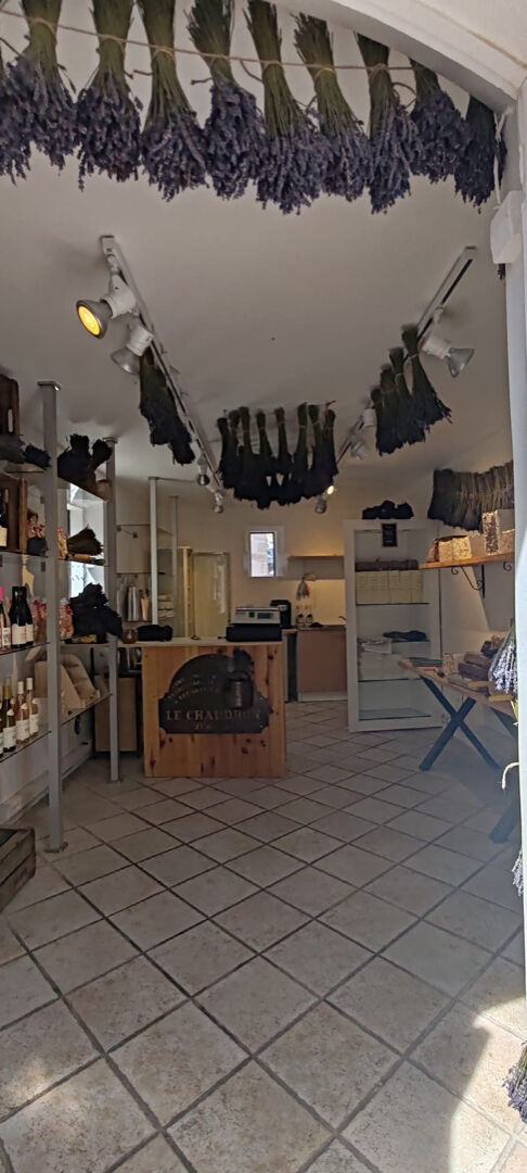 Photo Local commercial Castellet 25 m2 image 3/5