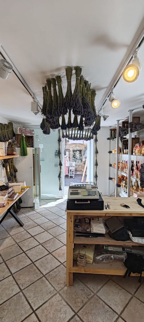 Photo Local commercial Castellet 25 m2 image 4/5