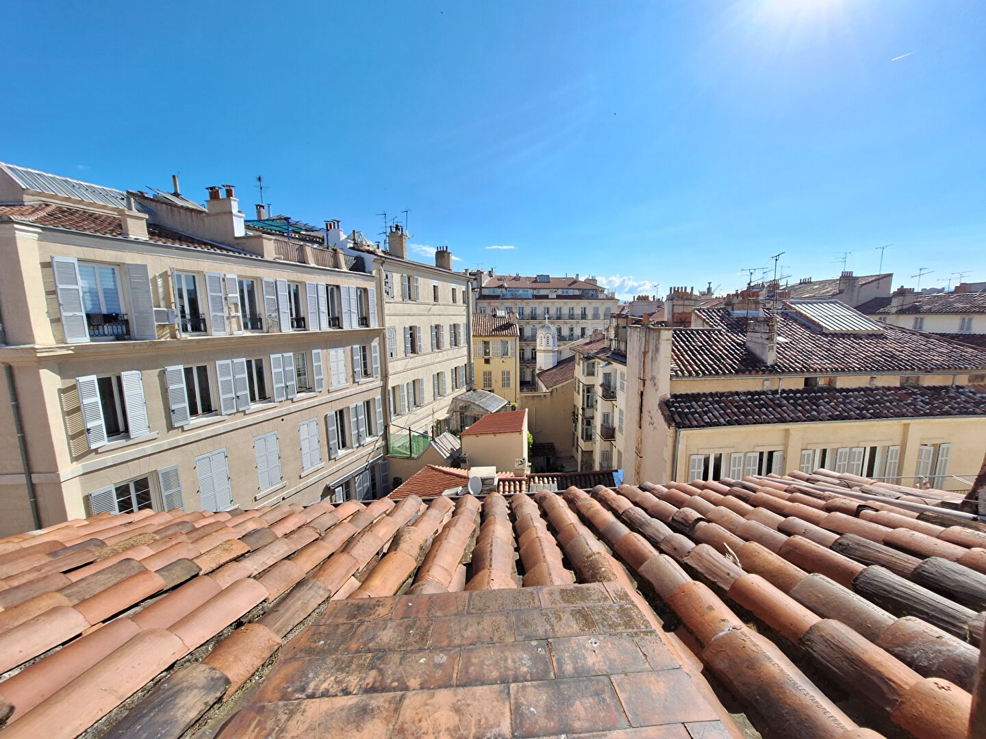 Studio de 33m² rénové SECTEUR ST CHARLES